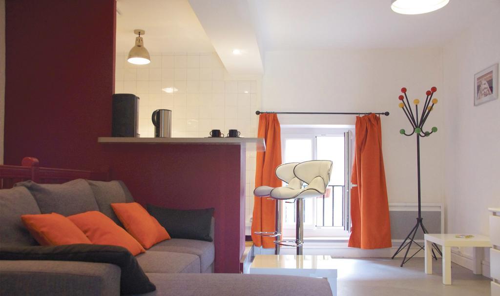 Le Petit St Lazare Apartment Autun Bagian luar foto
